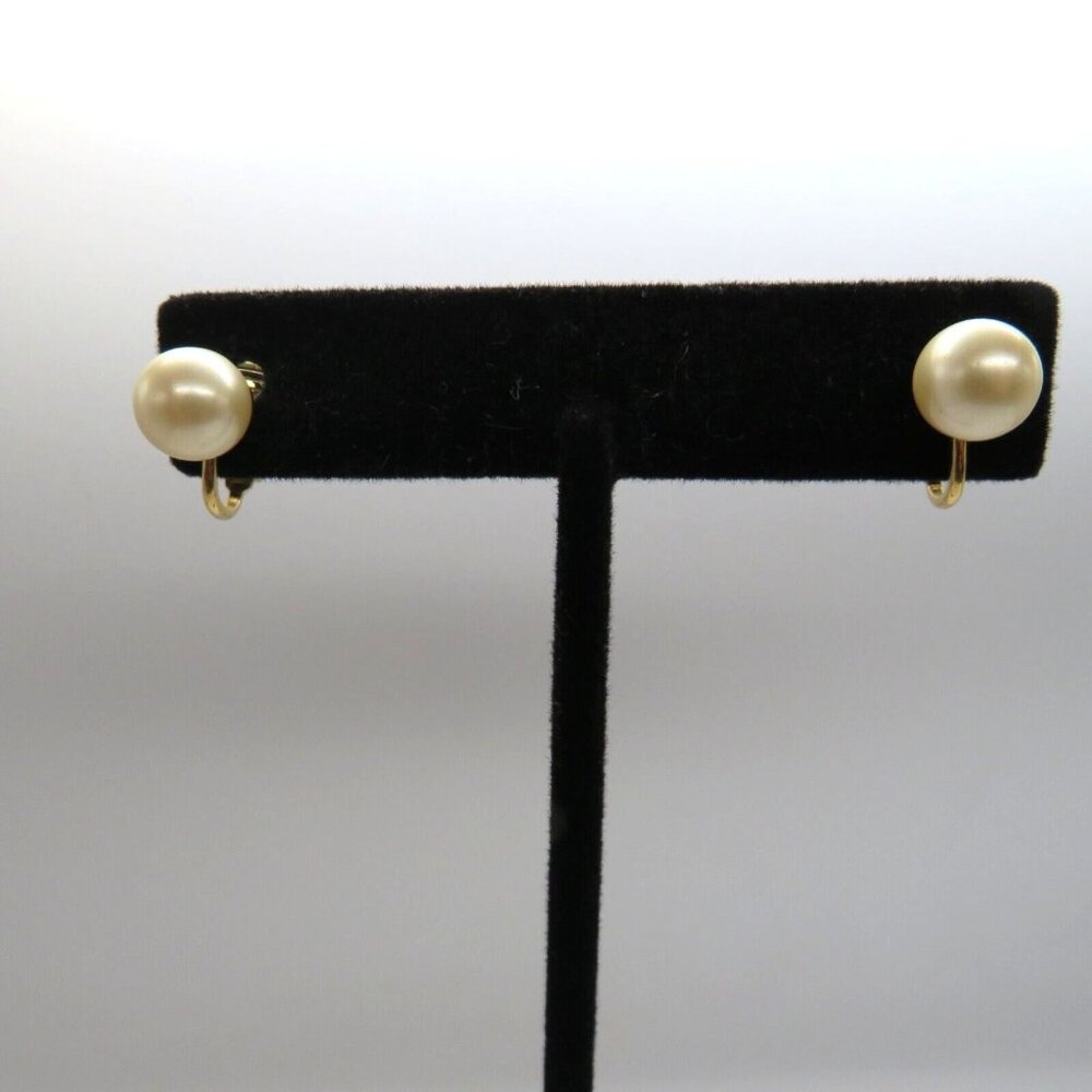 Crown Trifari Earrings‎ Imitation Pearl Gold Tone Clip On Signed Vintage